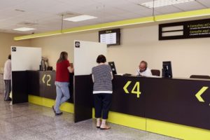 Horarios de oficinas BANKIA ¿En qué horarios puedo concurrir personalmente? - Horarios de oficinas BANKIA 1 Horarios de oficinas BANKIA